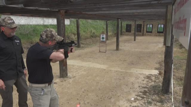 Bandera Gun Club Hosts Border Security Expo Demonstration Day Kens5 Com