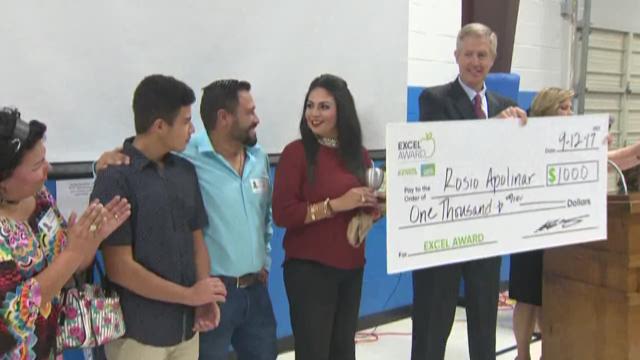 Rosio Apolinar wins EXCEL Award for Northside ISD